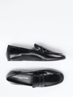 Konstantin Starke – Loafer aus Hochglanzleder schwarz