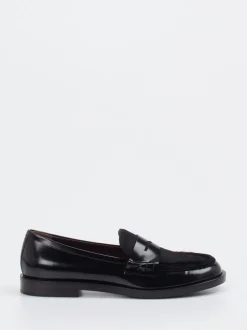 Konstantin Starke – Loafer aus Hochglanzleder Schwarz
