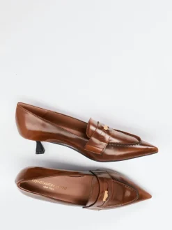 Konstantin Starke – Loafer-Pumps aus Hochglanzleder braun