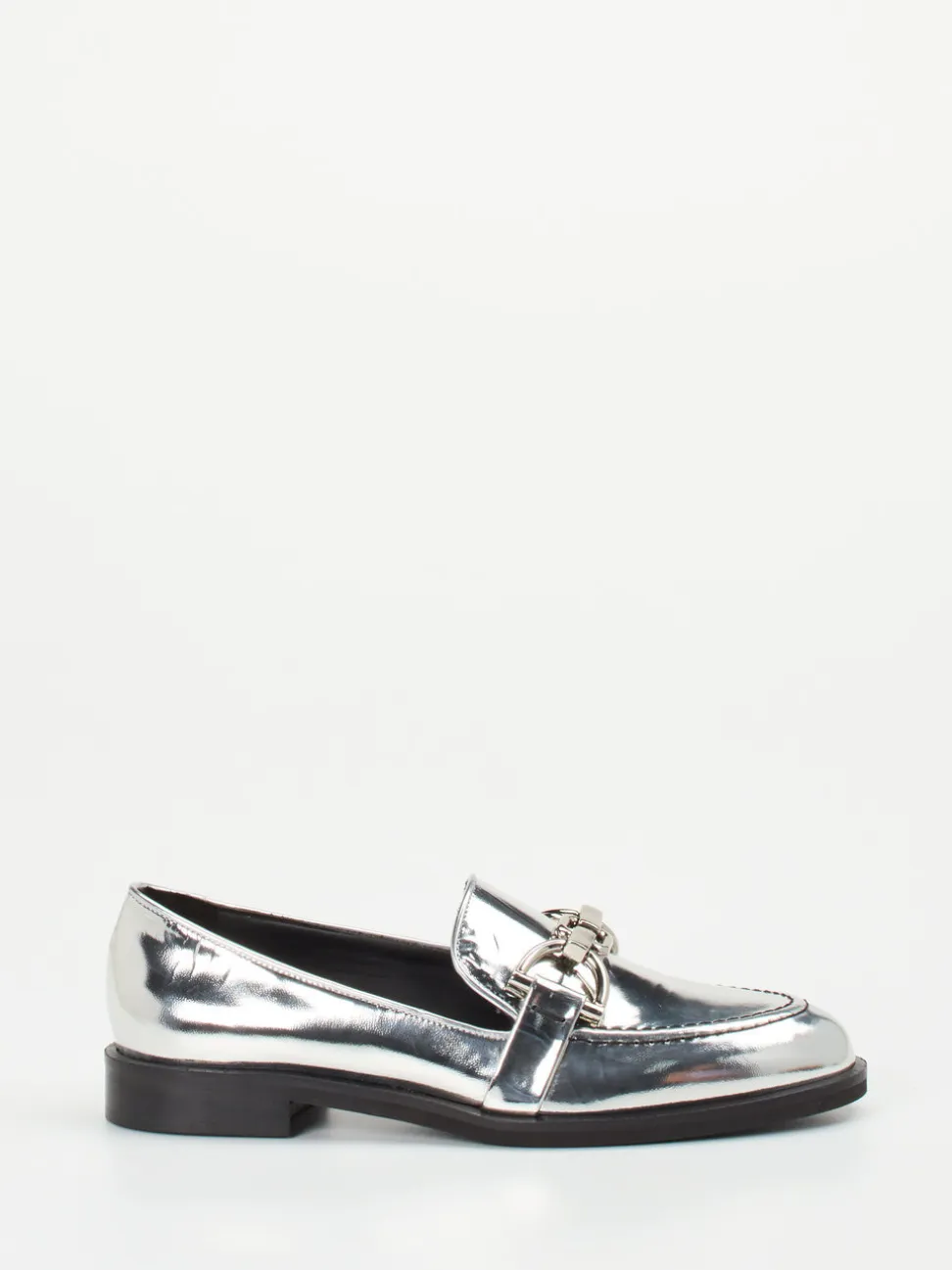 Konstantin Starke – Loafer aus Metallicleder silber