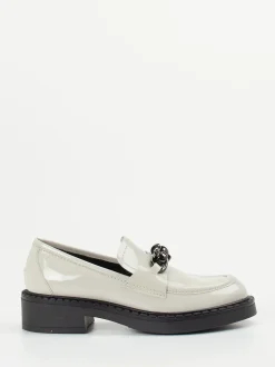 Konstantin Starke – Loafer aus Lackleder cremegrau