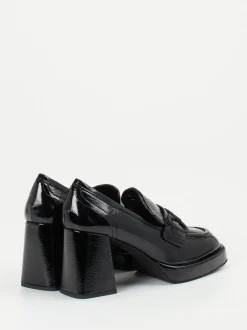 Konstantin Starke – Loafer aus Lackleder Schwarz