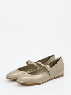Konstantin Starke – Mary Janes aus Lammleder in Taupe
