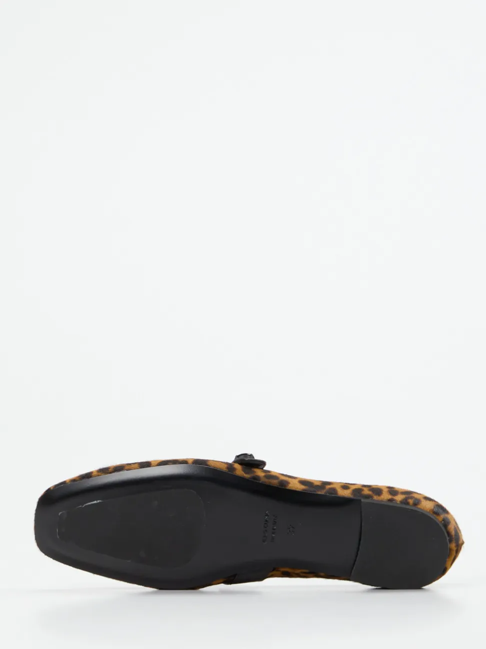 Konstantin Starke – Mary Janes aus Kalbleder mit Leoprint