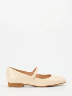Konstantin Starke – Mary Janes aus Lammleder Beige