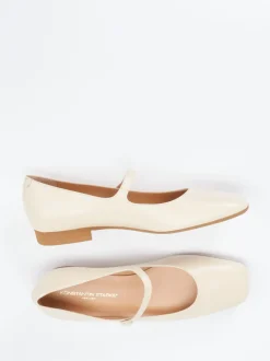 Konstantin Starke – Mary Janes aus Lammleder Beige