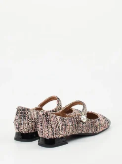 Konstantin Starke – Mary Janes aus Bouclé mit Lackdetail
