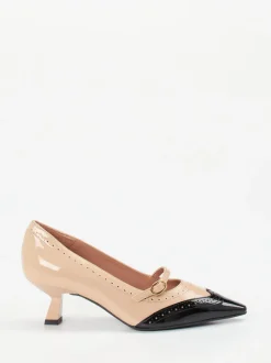 Konstantin Starke – Mary Jane Pumps aus Lackleder beige
