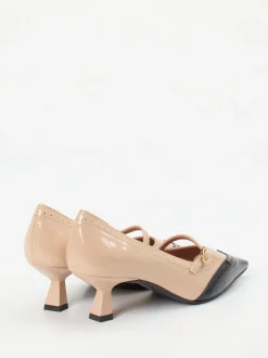 Konstantin Starke – Mary Jane Pumps aus Lackleder beige