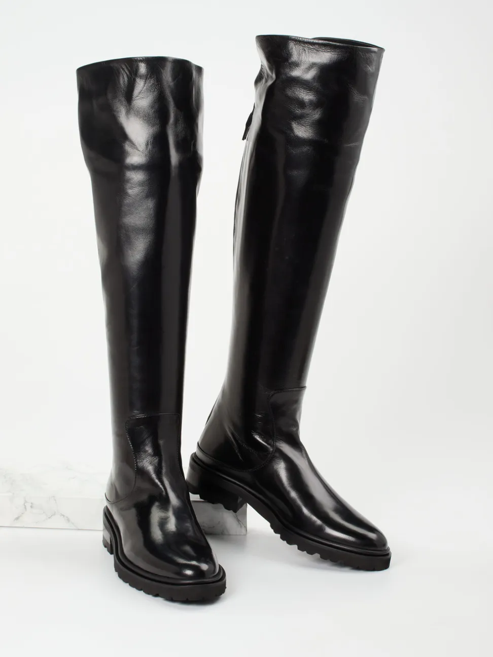 Konstantin Starke – Overknee-Stiefel aus Lammleder schwarz
