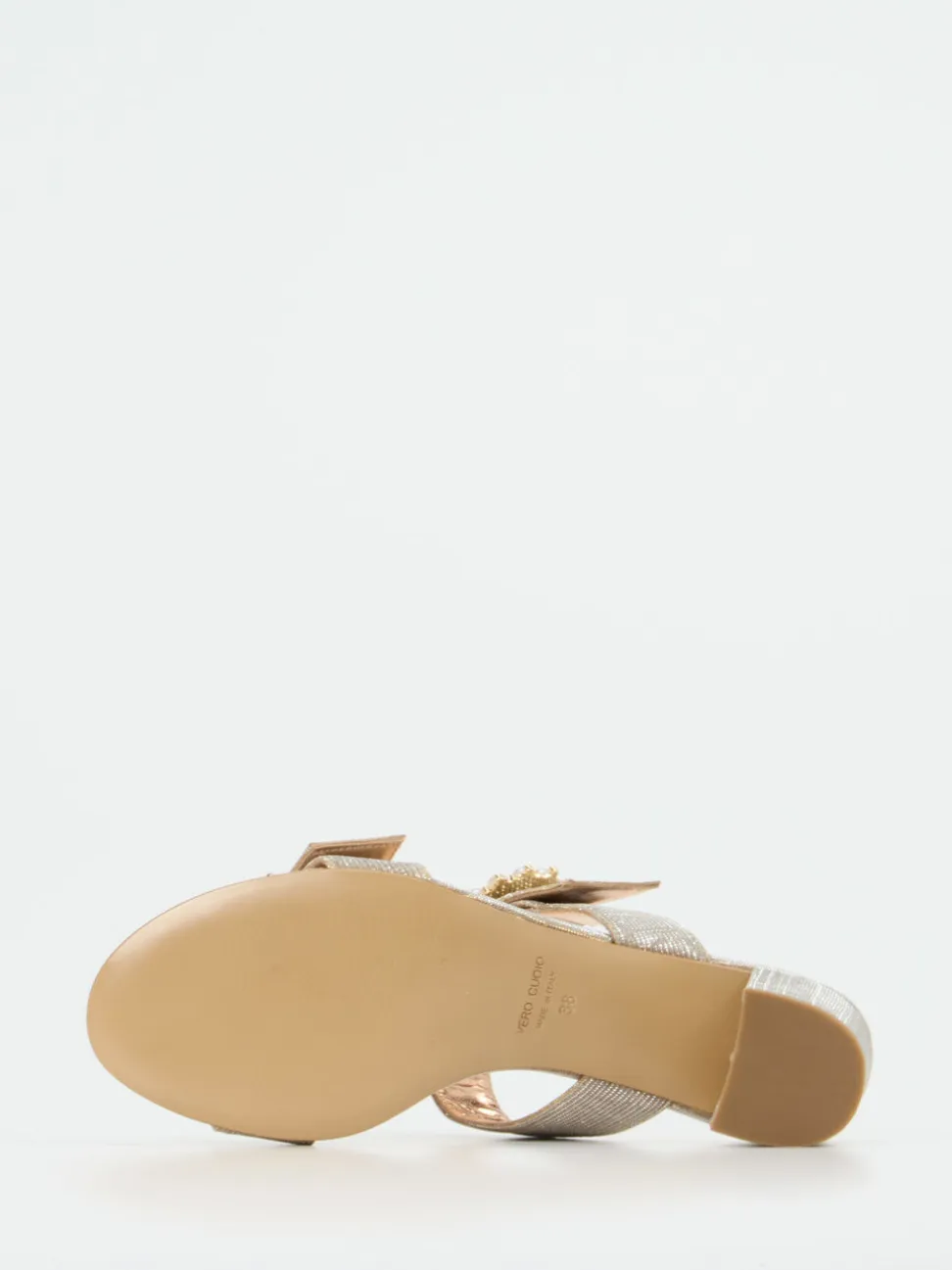 Konstantin Starke – Pantolette aus Metallicleder gold