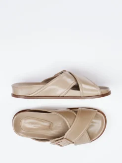 Konstantin Starke – Pantolette aus Lammleder champagner