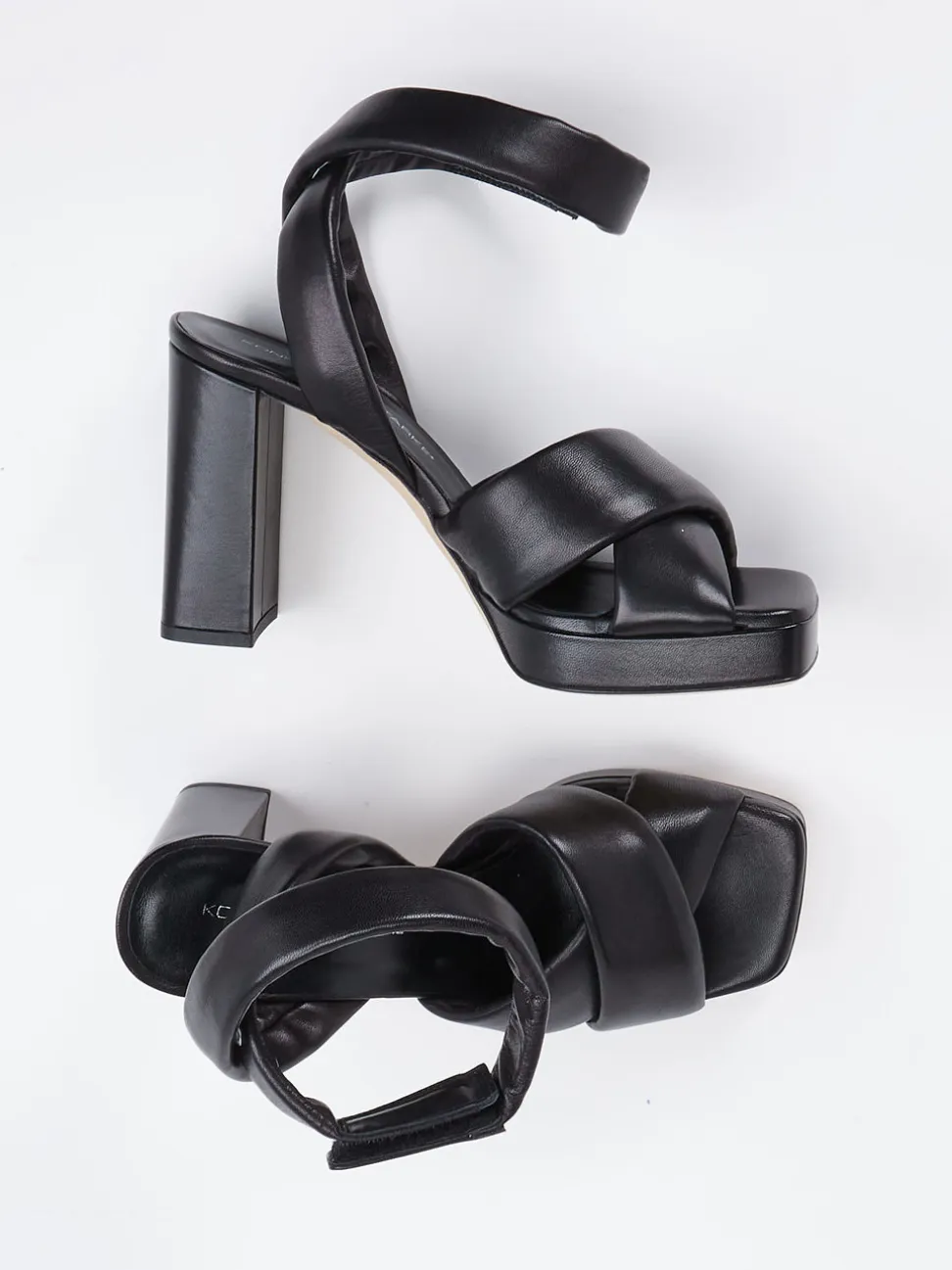 Konstantin Starke – Plateau-Sandalen aus Lammleder schwarz