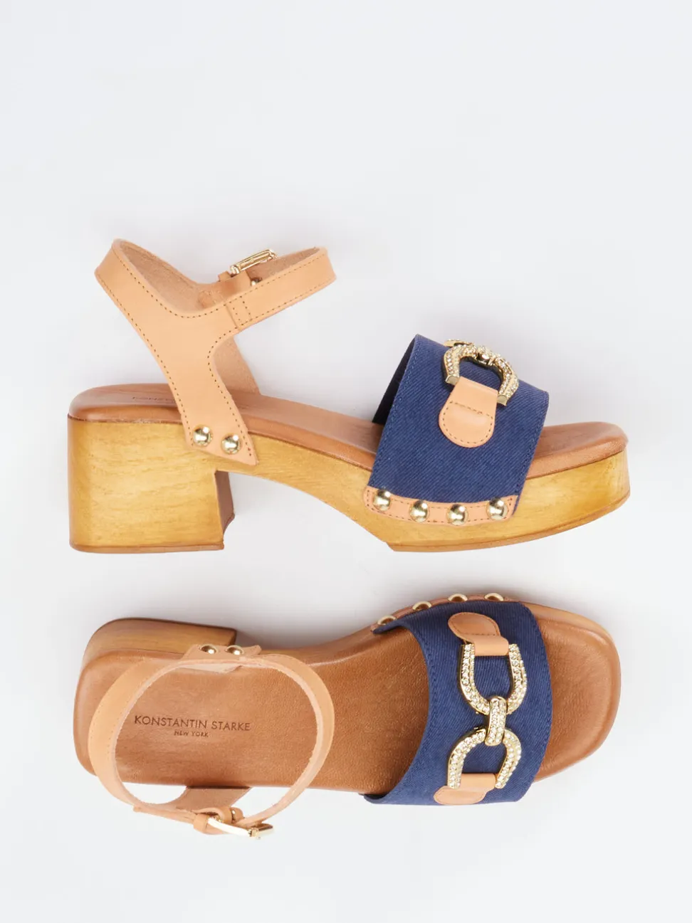 Konstantin Starke – Plateau-Sandalen aus Veloursleder blau