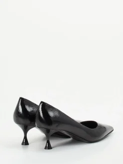 Konstantin Starke – Pumps aus Lackleder schwarz