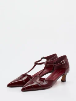 Konstantin Starke – Pumps aus geprägtem Krokoleder Bordeaux