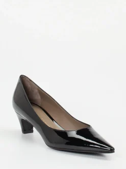 Konstantin Starke – Pumps aus Lackleder schwarz