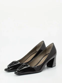 Konstantin Starke – Pumps aus Lackleder Schwarz