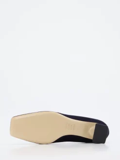 Konstantin Starke – Pumps aus Veloursleder Dunkelblau