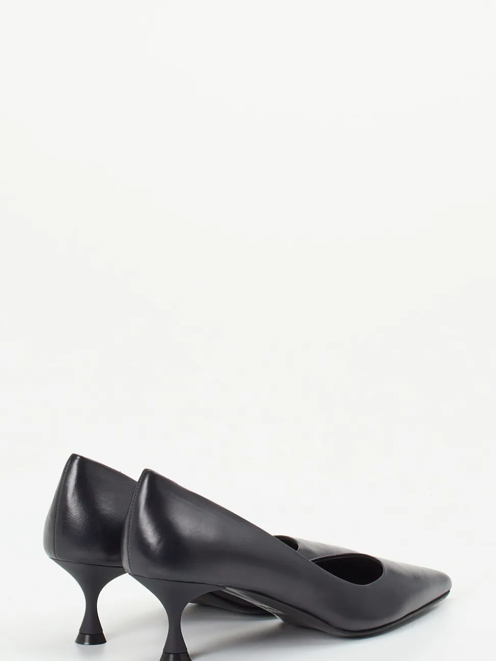 Konstantin Starke – Pumps aus Lammleder tiefschwarz