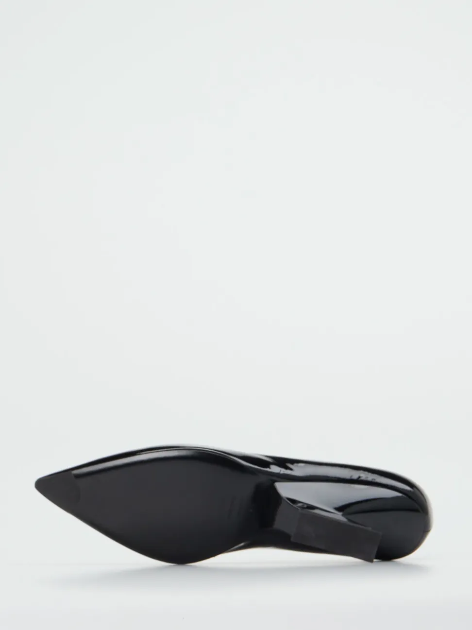 Konstantin Starke – Pumps aus Lackleder Schwarz