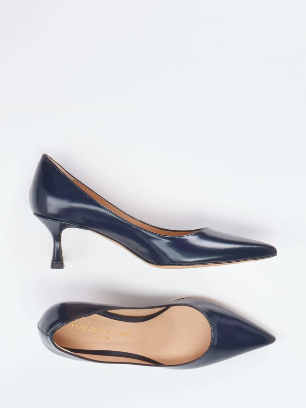 Konstantin Starke – Pumps aus Hochglanzleder in Blau