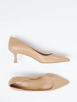 Konstantin Starke – Pumps aus Lackleder in Beige