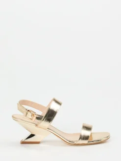 Konstantin Starke – Sandaletten aus Metallicleder Gold