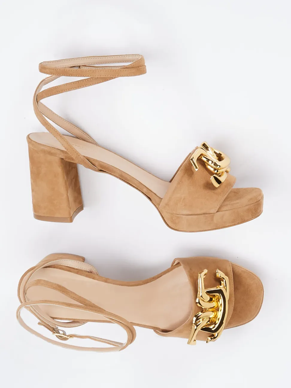Konstantin Starke – Sandalen aus Veloursleder camelbraun