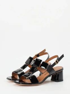 Konstantin Starke – Sandalen aus Lackleder Schwarz