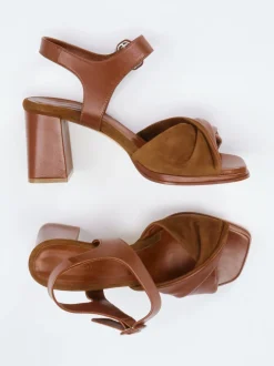 Konstantin Starke – Sandalen aus Lammleder in Braun