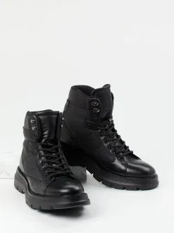 Konstantin Starke – Schnürboots aus Lammleder schwarz