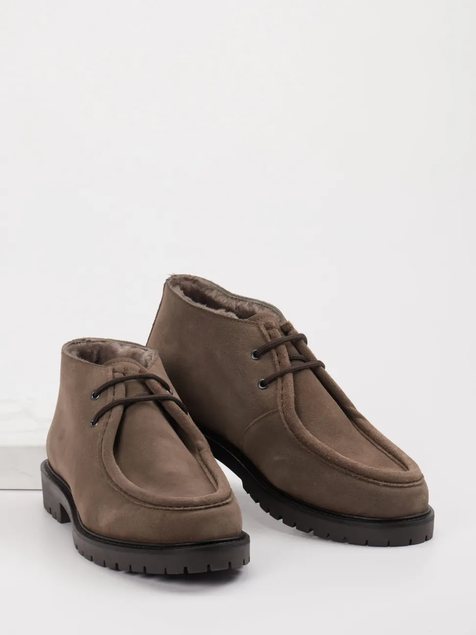 Konstantin Starke – Schnürboots aus Veloursleder braun