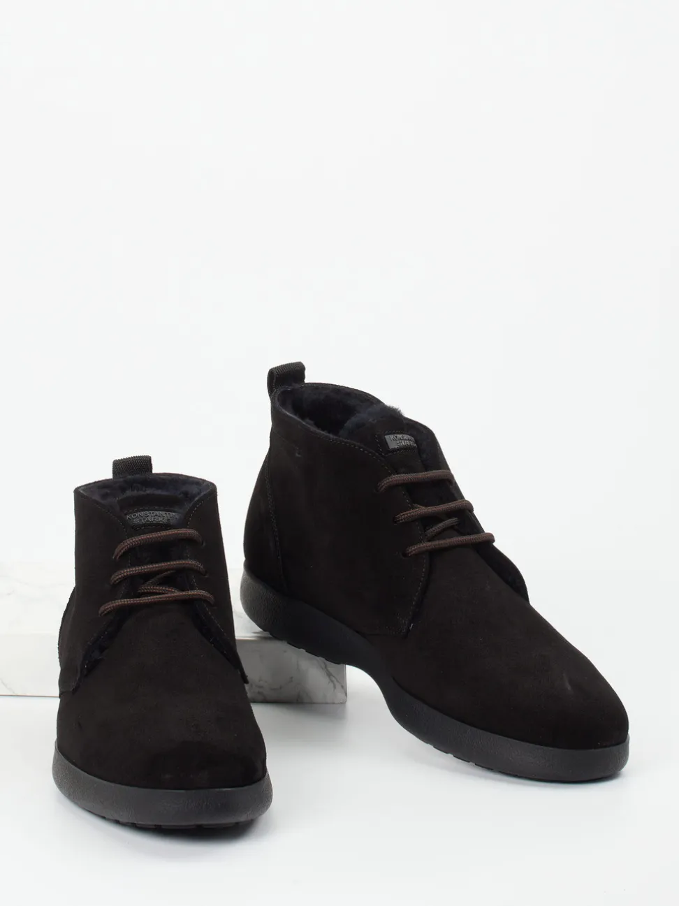 Konstantin Starke – Schnürboots aus Veloursleder schwarz
