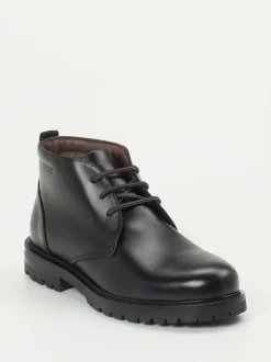 Konstantin Starke – Schnürboots aus Fettleder Schwarz