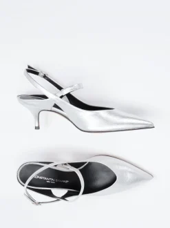 Konstantin Starke – Slingback-Pumps aus Metallicleder silber