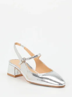 Konstantin Starke – Slingback-Pumps aus Metallicleder silber
