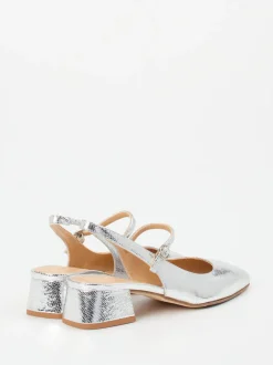 Konstantin Starke – Slingback-Pumps aus Metallicleder silber
