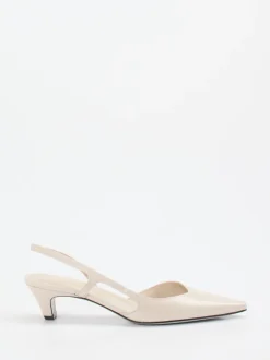Konstantin Starke – Slingpumps aus Hochglanzleder beige
