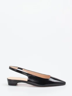 Konstantin Starke – Slingpumps aus Lackleder Schwarz