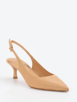 Konstantin Starke – Slingpumps aus Lackleder Beige