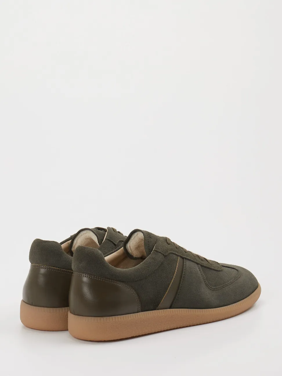 Konstantin Starke – Sneaker aus Veloursleder Olivgrün