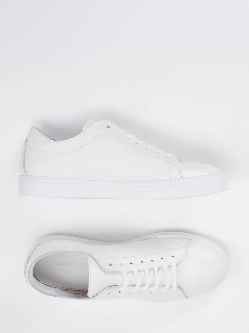 Konstantin Starke – Sneaker aus Kalbleder Off-White