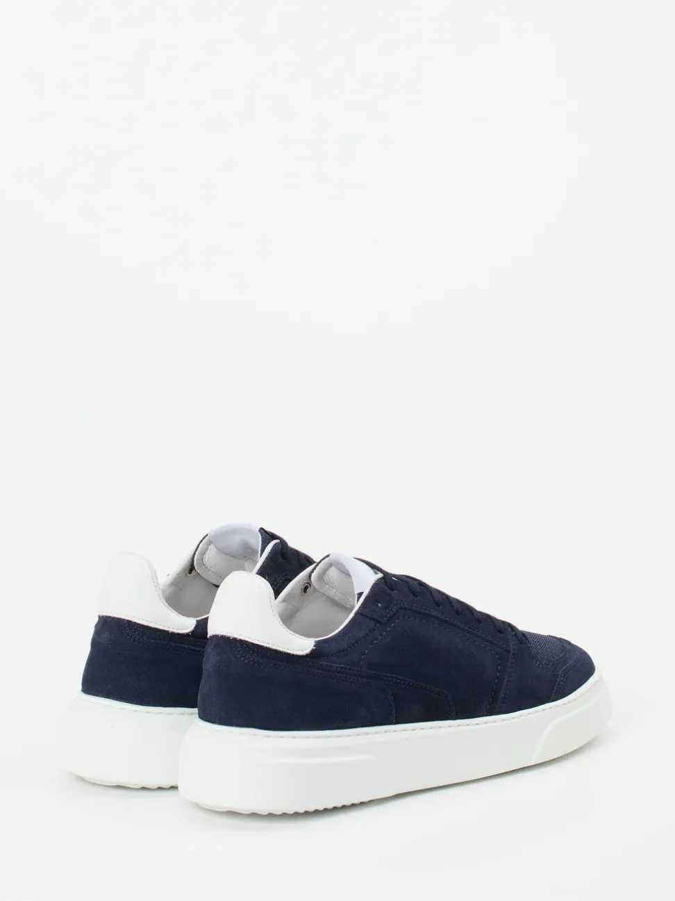 Konstantin Starke – Sneaker aus Veloursleder blau