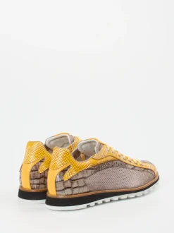 Konstantin Starke – Sneaker aus geprägtem Leder senfgelb