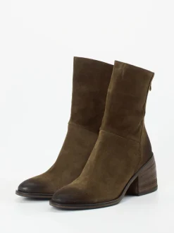 Konstantin Starke – Stiefelette aus Veloursleder braun
