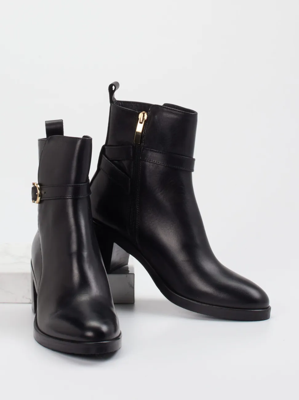 Konstantin Starke – Stiefeletten aus Kalbleder Schwarz