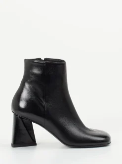 Konstantin Starke – Stiefeletten aus Lammleder schwarz