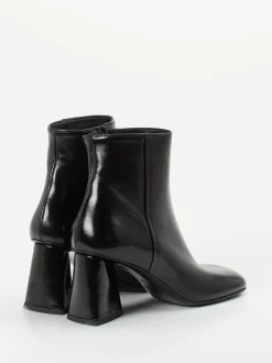 Konstantin Starke – Stiefeletten aus Lammleder schwarz
