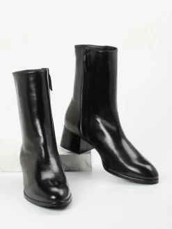 Konstantin Starke – Stiefeletten aus Lammleder schwarz